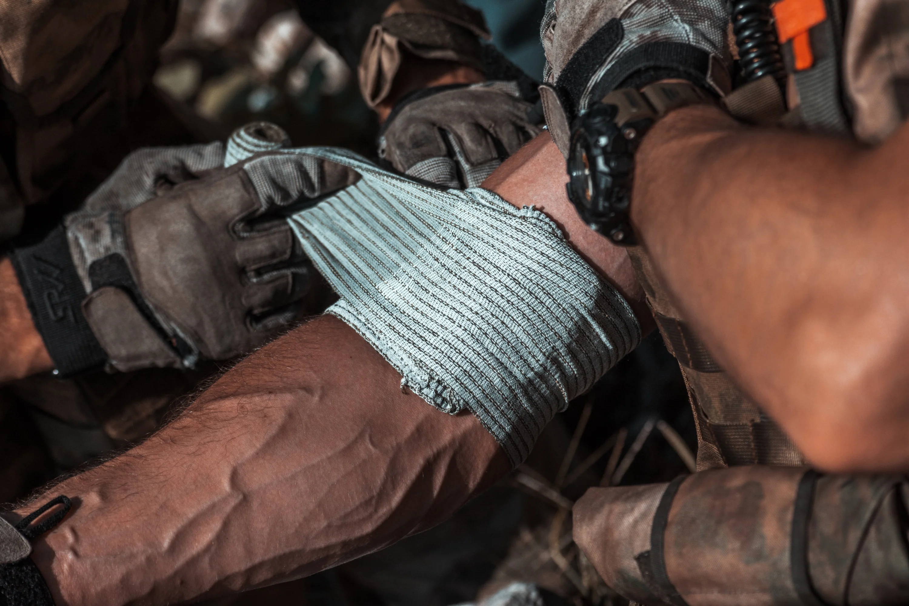 Israeli Emergency Bandage– 4"/6" Tactical Compression Bandage for Severe Hemorrhage Control - Image 3